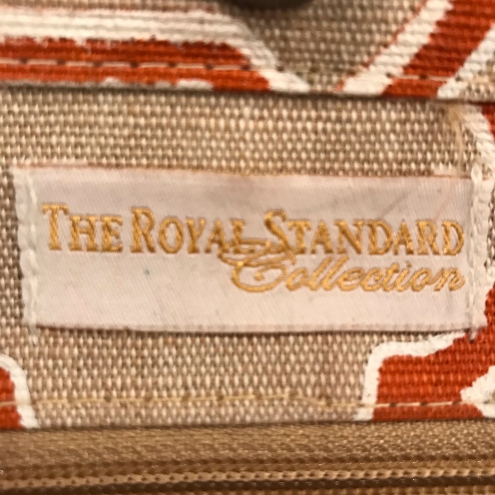 Royal collection tote
